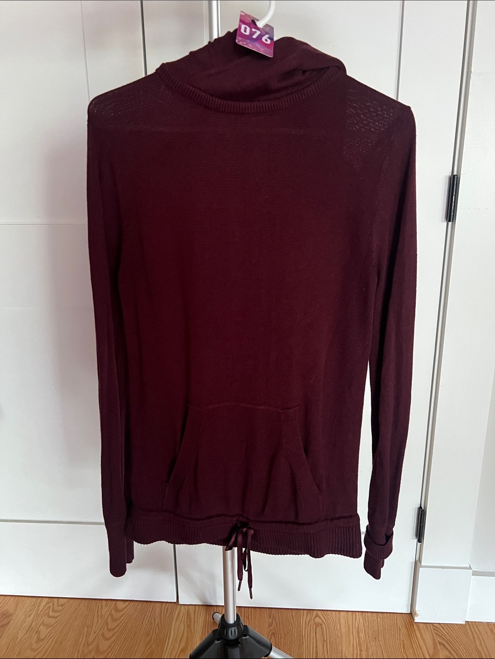 lululemon athletica Women's Burgundy Long-Sleeve Hoodie Sweater
